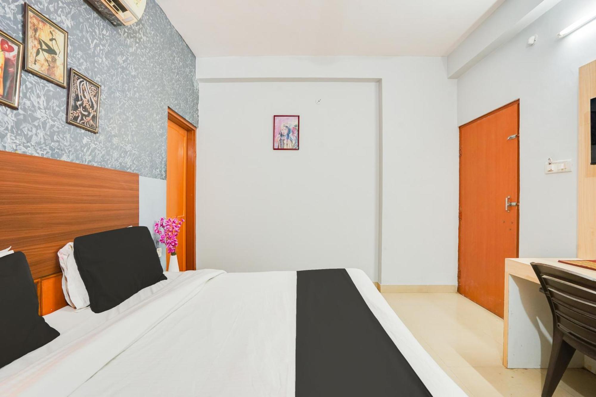 Super Hotel O Jln Marg Malviya Nagar Formerly Hotel Braj Haveli Jaipur Buitenkant foto