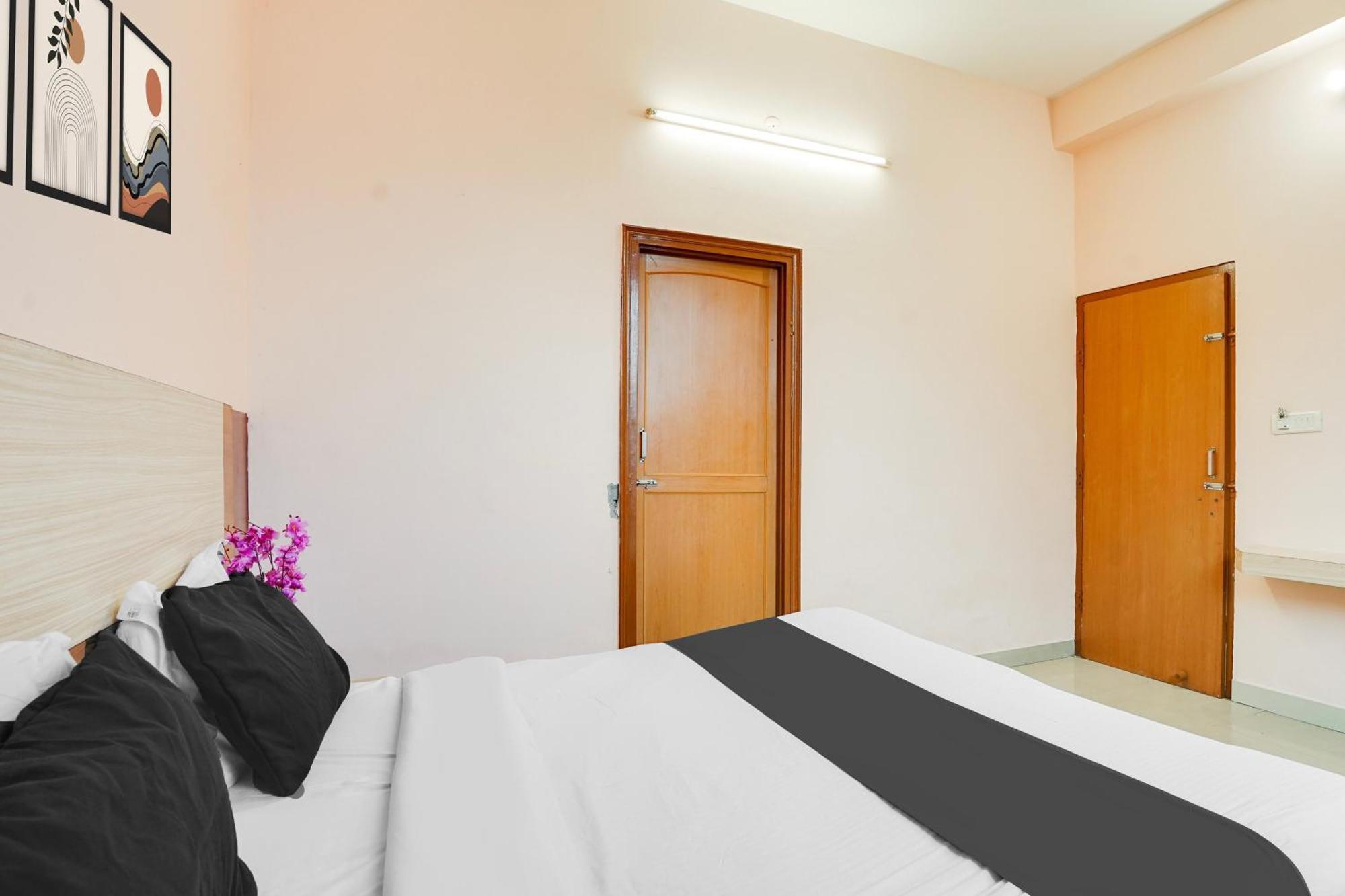 Super Hotel O Jln Marg Malviya Nagar Formerly Hotel Braj Haveli Jaipur Buitenkant foto