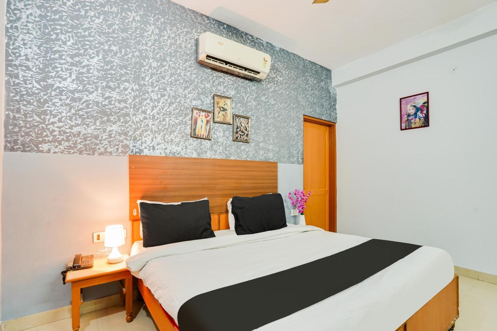 Super Hotel O Jln Marg Malviya Nagar Formerly Hotel Braj Haveli Jaipur Buitenkant foto