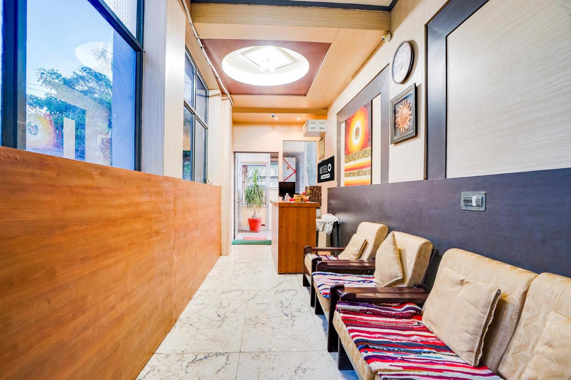 Super Hotel O Jln Marg Malviya Nagar Formerly Hotel Braj Haveli Jaipur Buitenkant foto