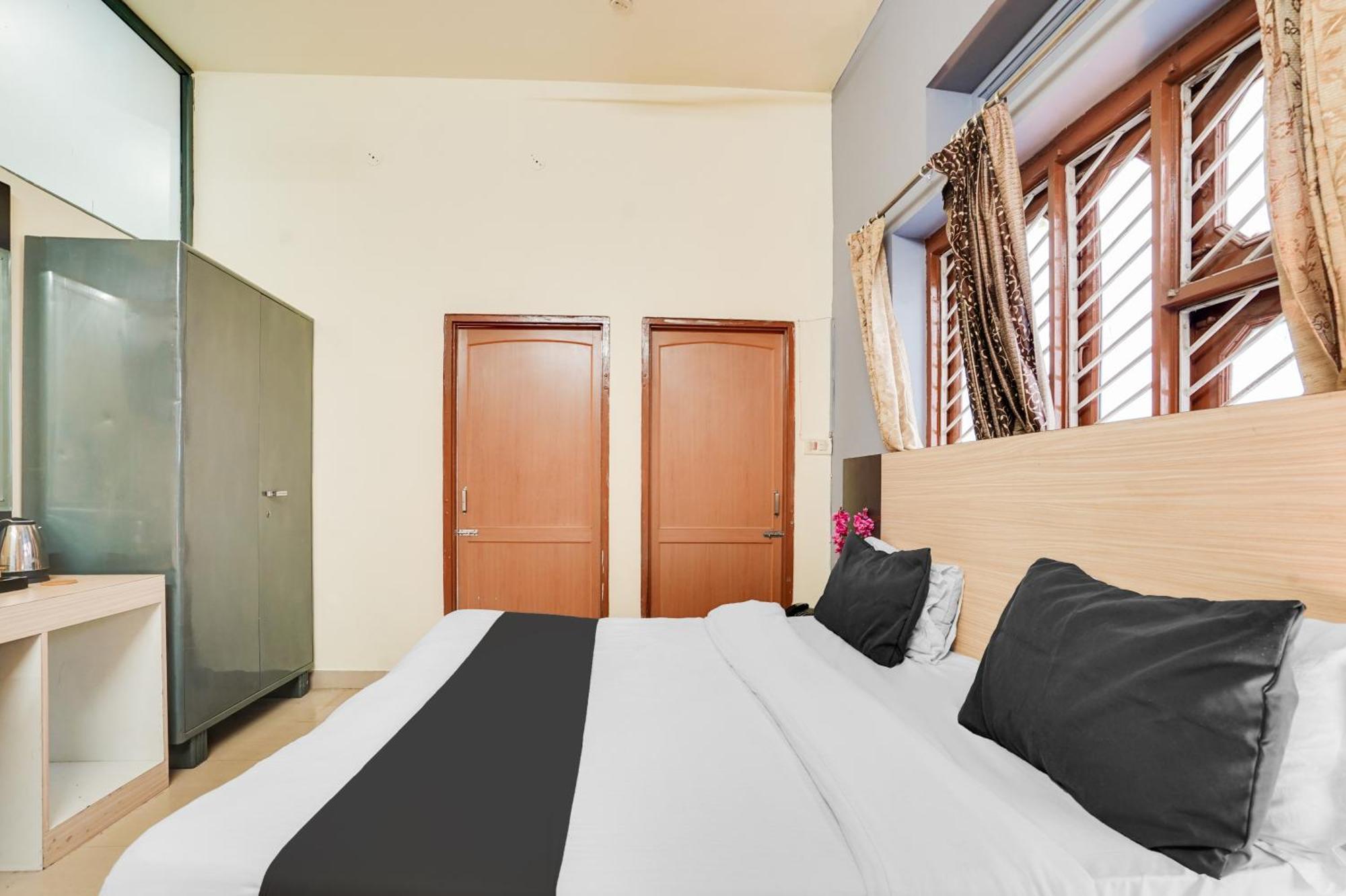 Super Hotel O Jln Marg Malviya Nagar Formerly Hotel Braj Haveli Jaipur Buitenkant foto